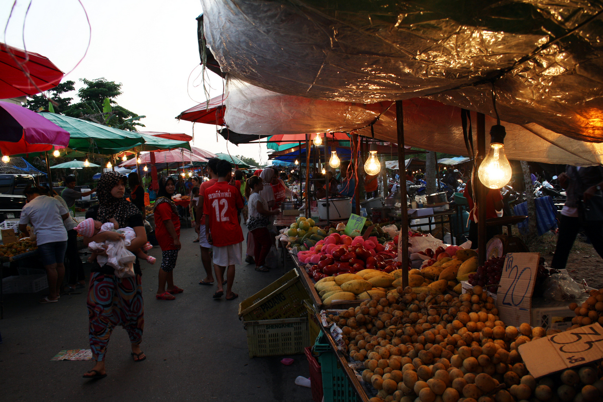Локал маркет в Ао Нанге, Таиланд