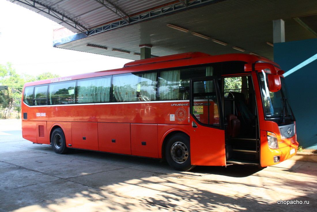 Автобус, который нас довез в Далат из Нячанга