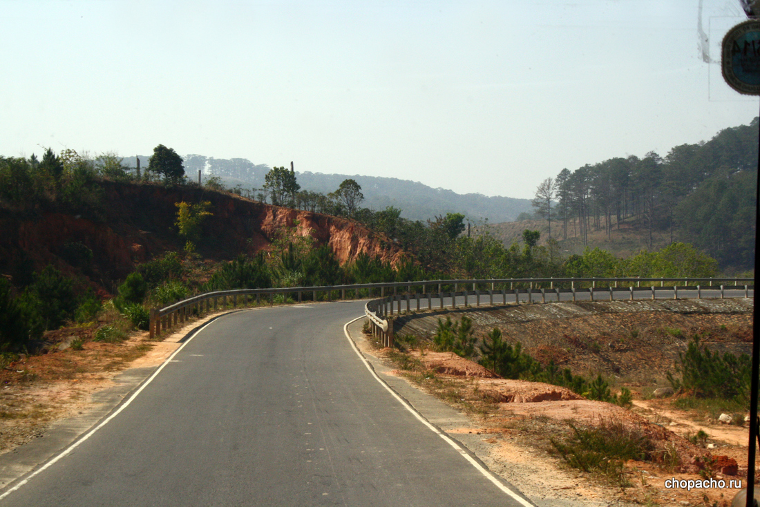 Извилистые дороги по пути из Нячанга в Далат